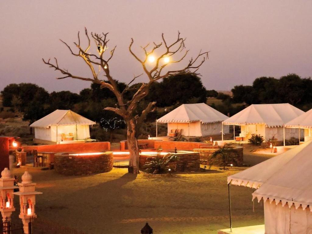 Golden Sandstone Hotel Desert Safari Camp Jaisalmer Esterno foto